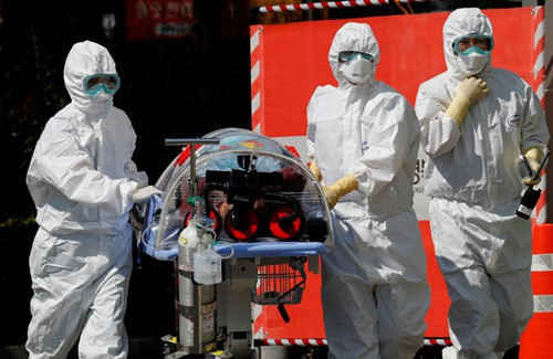 anh co them 381 ca tu vong vi covid-19, cao nhat tu dau dich​ hinh 1