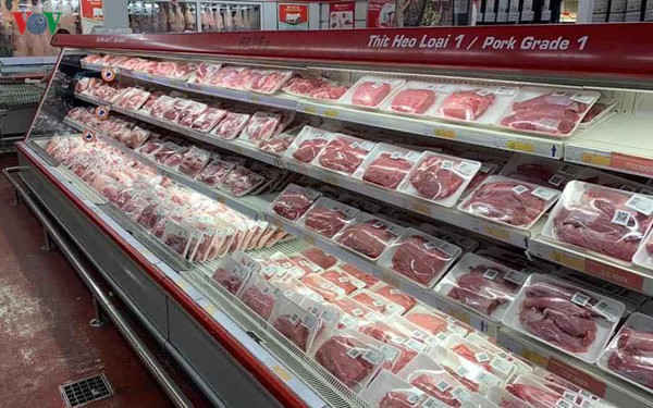 gia lon hoi 3 mien deu giam, dan di cho van phai mua thit gia cao hinh 3