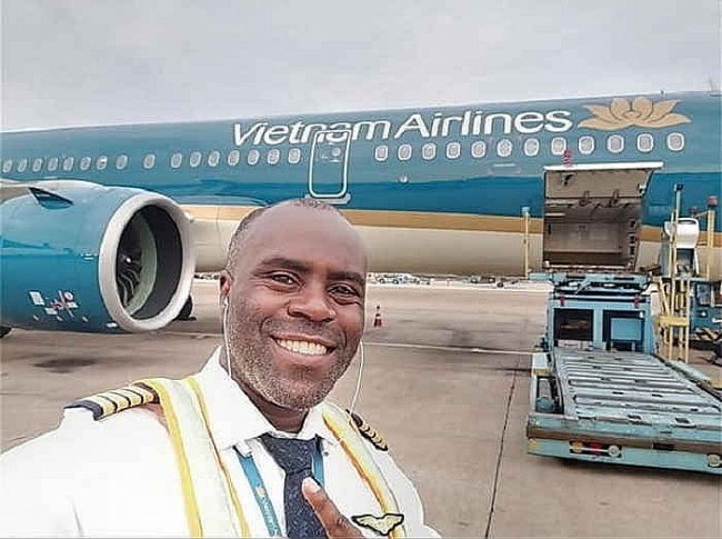 Tâm sự phi công mùa dịch: 'Tôi quyết định làm điều bất ngờ cho Vietnam Airlines'
