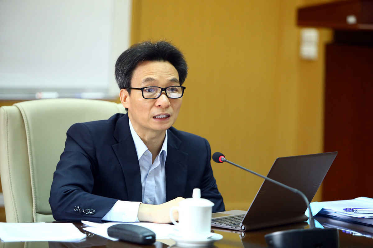 Quyết liệt c&aacute;ch ly để hạn chế tổn thất nhưng vẫn phải sản xuất, kinh doanh - 1