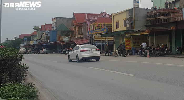 Xe tải chở h&agrave;ng v&agrave;o thẳng Hải Ph&ograve;ng kh&ocirc;ng phải kiểm so&aacute;t, quay đầu - 7