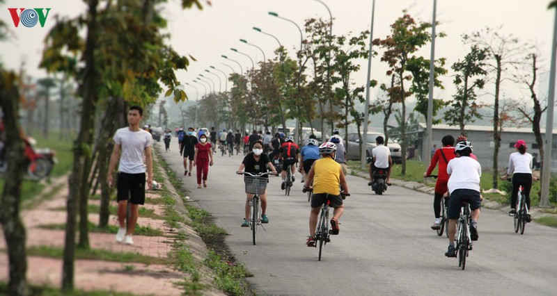 công an tp vinh nhắc nhở người dân không ra đường để cách ly xã hội hình 1 cong an tp vinh nhac nho nguoi dan khong ra duong de cach ly xa hoi hinh 1