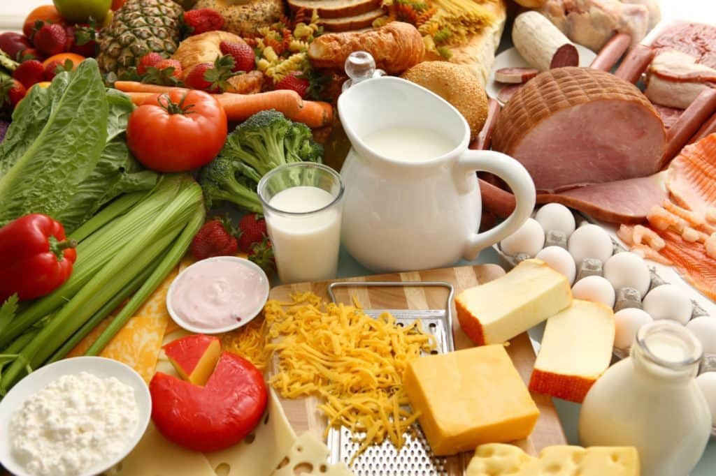 Vbiz có Ngọc Trinh, Cbiz có Dương Mịch đua nhau giảm cân: đẹp không chưa biết nhưng body trơ xương - Ảnh 8