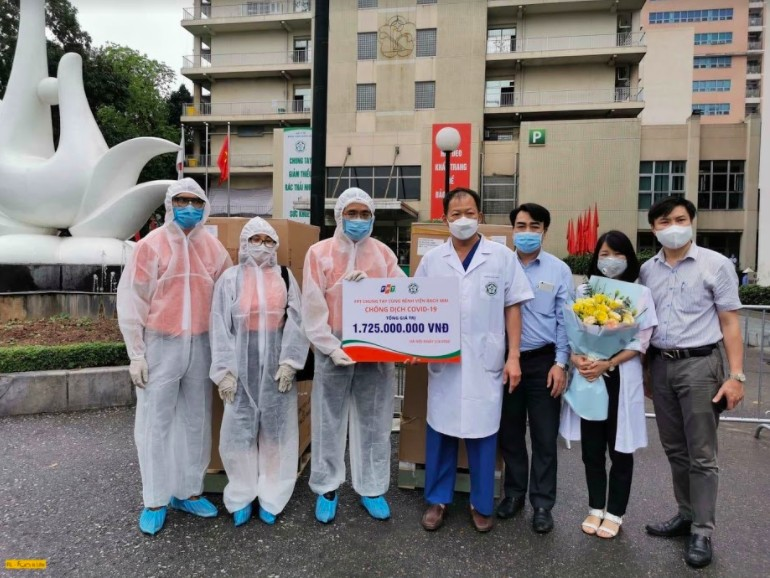 FPT tiếp sức y bác sĩ tuyến đầu chống dịch Covid-19 - Ảnh 2. FPT tiếp sức y bác sĩ tuyến đầu chống dịch Covid-19 - Ảnh 2.