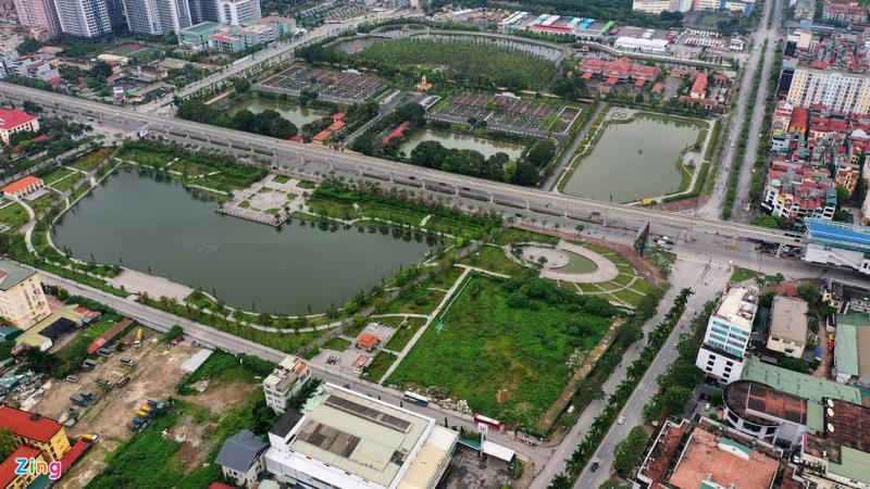 To&agrave;n cảnh H&agrave; Nội nh&igrave;n từ tr&ecirc;n cao những ng&agrave;y c&aacute;ch ly x&atilde; hội ph&ograve;ng dịch Covid-19 - 7