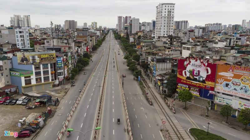 To&agrave;n cảnh H&agrave; Nội nh&igrave;n từ tr&ecirc;n cao những ng&agrave;y c&aacute;ch ly x&atilde; hội ph&ograve;ng dịch Covid-19 - 13