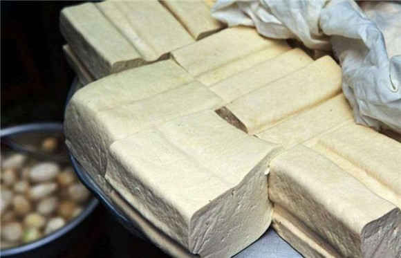 'Đừng mua thịt lợn sớm, đừng mua đậu phụ muộn', kinh nghiệm mua sắm của thế hệ cũ c&oacute; &yacute; nghĩa g&igrave;? - Ảnh 2