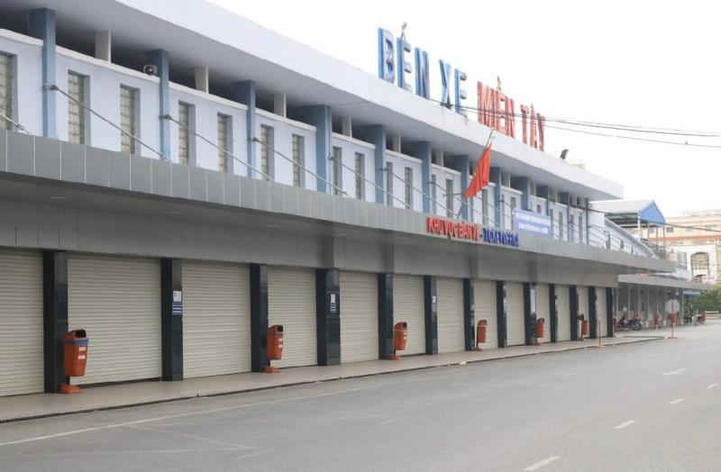 Dịch COVID-19: Các bến xe ở TP.HCM lạnh lẽo chưa từng thấy - 4