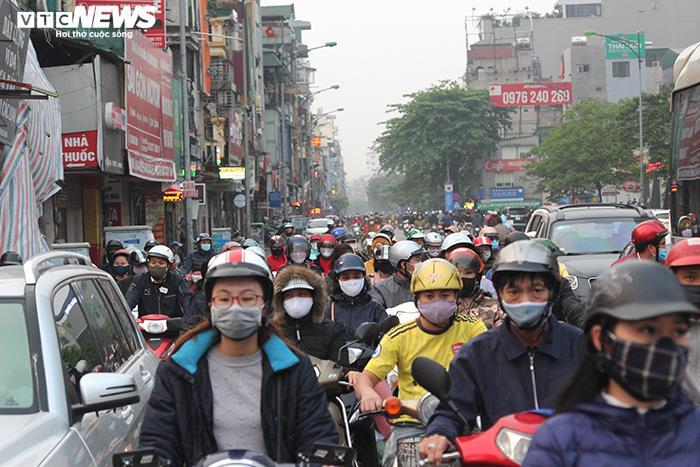 Chống COVID-19: Nếu chủ quan, công sức của Chính phủ và toàn dân thành vô nghĩa - 2