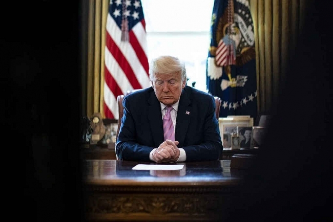 Ông Trump đau đầu với câu hỏi 'khi nào mở cửa lại nền kinh tế'