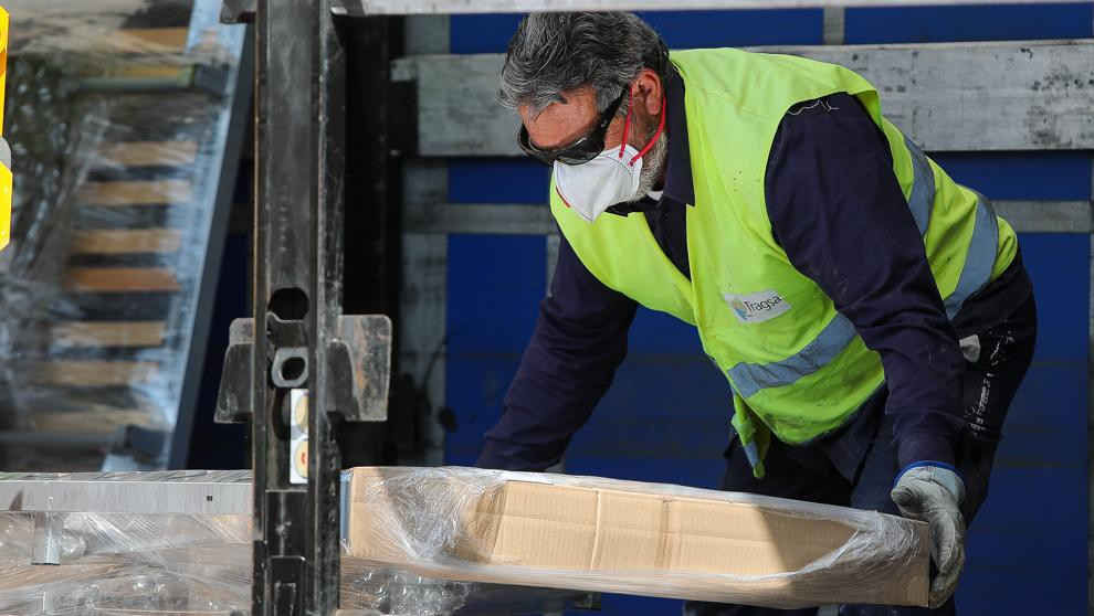 covid-19 phuc tap tro lai o italy, dau hieu tich cuc tai tay ban nha hinh 2