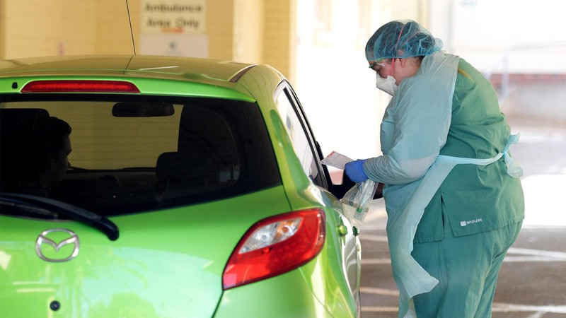 australia mo rong dien xet nghiem du so ca covid-19 moi giam manh hinh 1