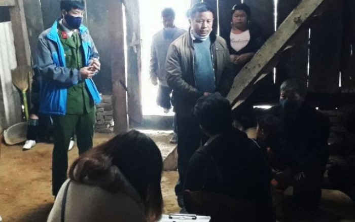 Tổ chức đám hỏi cho con giữa mùa dịch, bố bị phạt 5 triệu đồng - 1