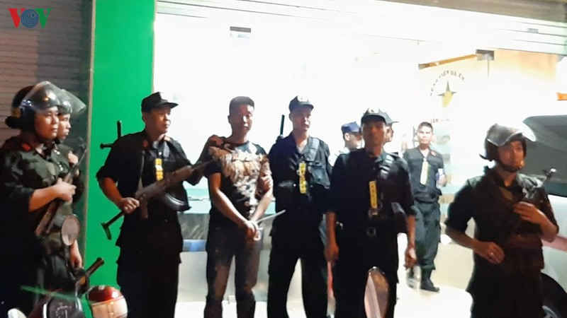 co nen cam dich vu doi no thue? hinh 1