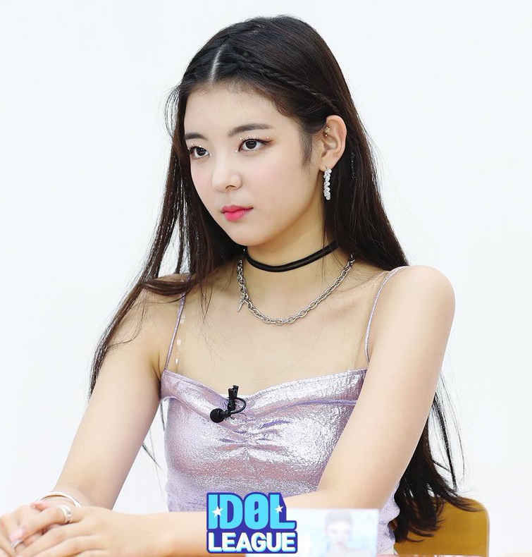 3 kiểu đồ giúp Jennie - Lia so vai trần 'một chín một mười' - Ảnh 12 3 kiểu đồ giúp Jennie - Lia so vai trần 'một chín một mười' - Ảnh 12