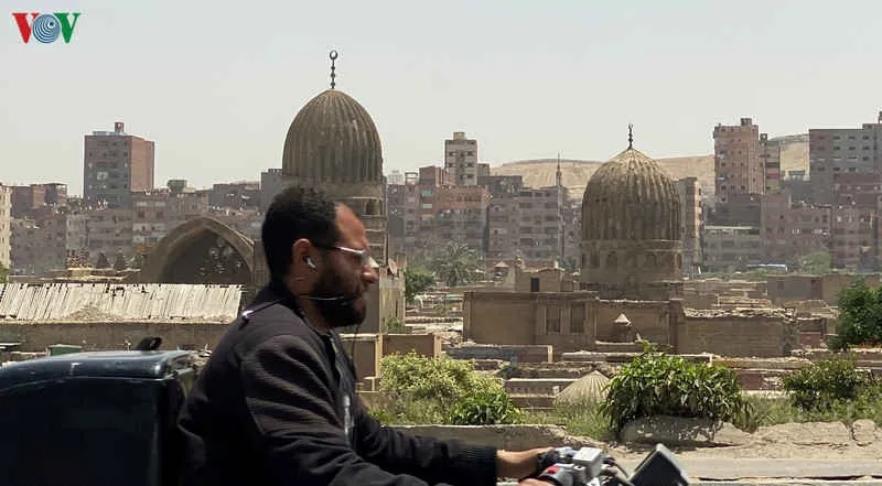 Ai Cập có thể phạt tù nếu tăng giá thuốc chống dịch Covid-19