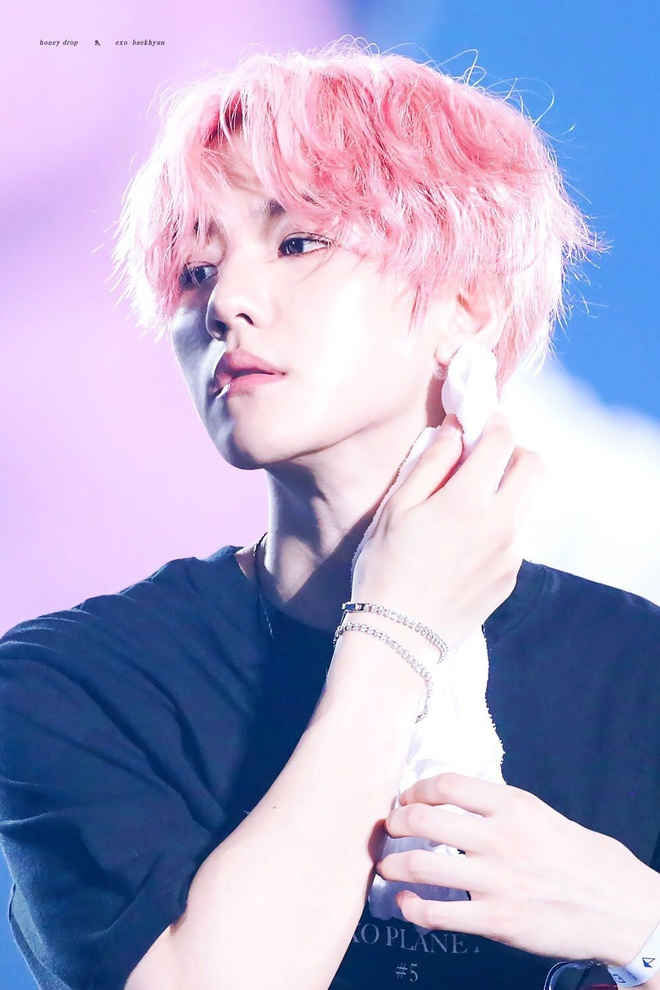 Jimin, Taeyeon hay sao Hàn Quốc nào nhuộm tóc hồng đẹp nhất? - Ảnh 3 Jimin, Taeyeon hay sao Hàn Quốc nào nhuộm tóc hồng đẹp nhất? - Ảnh 3