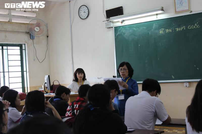 Thu nhập tăng thêm của giáo viên tại TP.HCM sẽ giảm thế nào? - 1