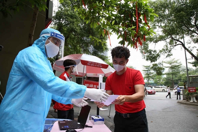 Dàn nghệ sĩ nổi tiếng lan tỏa nghĩa cử hiến máu không ngại Covid-19