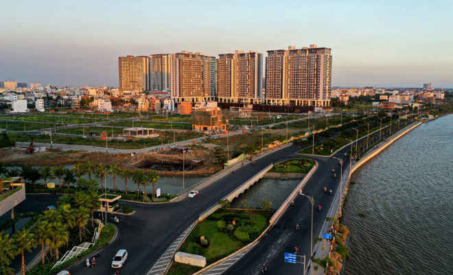 4 kiến nghị gửi Quốc hội để giải cứu thị trường địa ốc - Ảnh 1. 4 kiến nghị gửi Quốc hội để giải cứu thị trường địa ốc - Ảnh 1.