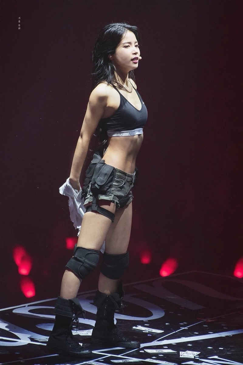 8 idol Hàn thích diện nội y khoe dáng săn chắc - Ảnh 6 8 idol Hàn thích diện nội y khoe dáng săn chắc - Ảnh 6