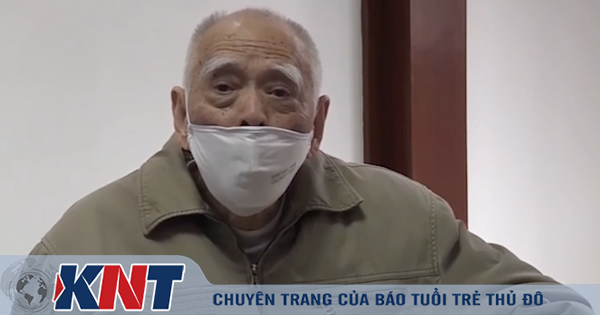 Bệnh nhân mắc COVID-19: 'Cảm ơn bác sĩ mạo hiểm mạng sống để cứu tôi'