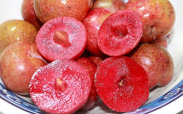Mùa mận hậu đến rồi khi ăn hãy ghi nhớ những điều sau