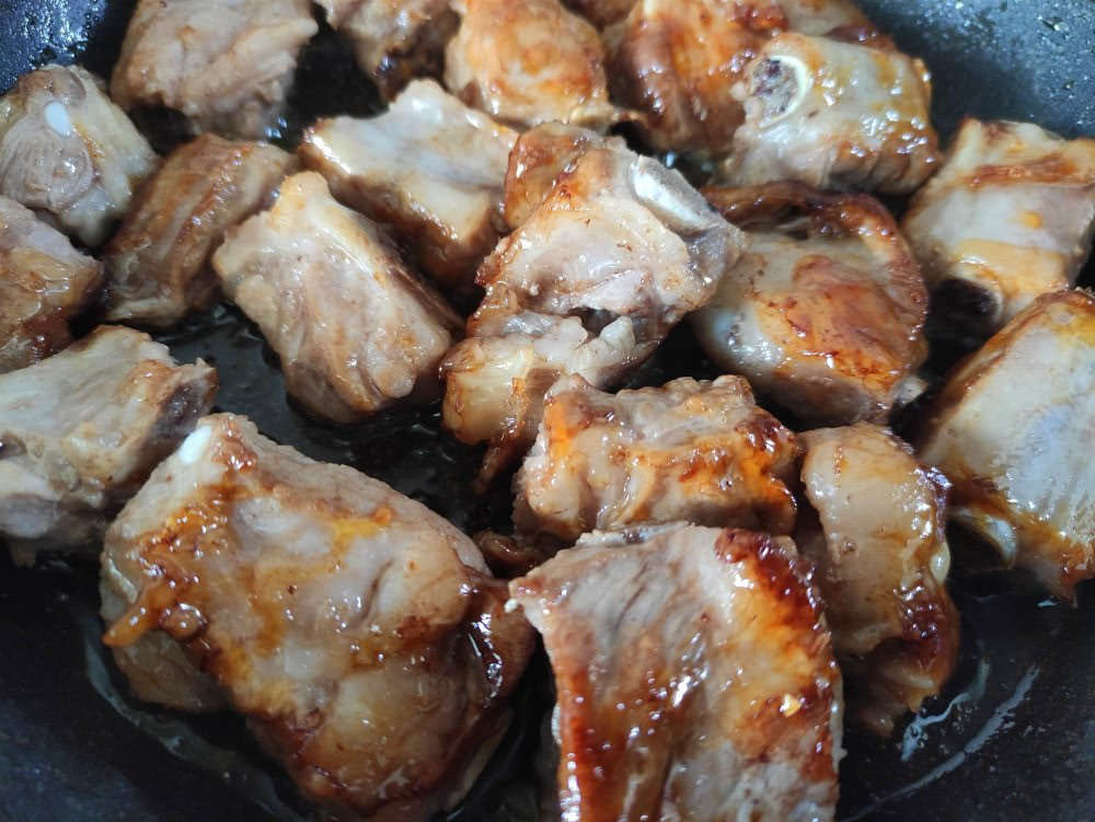 Mẹ chồng hoảng hốt thấy con dâu cho mít vào nồi sườn, ăn rồi mới hiểu tại sao - Ảnh 3 Mẹ chồng hoảng hốt thấy con dâu cho mít vào nồi sườn, ăn rồi mới hiểu tại sao - Ảnh 3