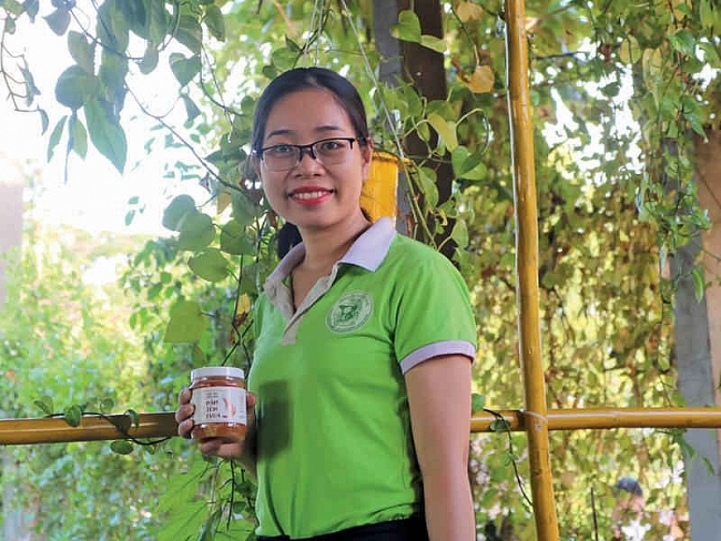 Trịnh Thị Ngọc Hiện (Anfoods): Cùng người dân sống chung với hạn mặn