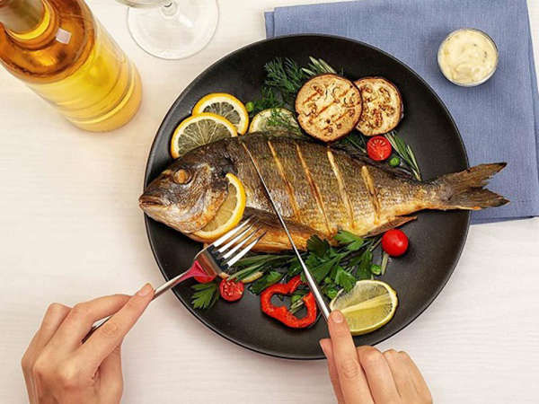 4 sai lầm khi ăn c&aacute; rước &ldquo;thạch t&iacute;n&rdquo; v&agrave;o người, cẩn thận kh&ocirc;ng ngộ độc - Ảnh 1