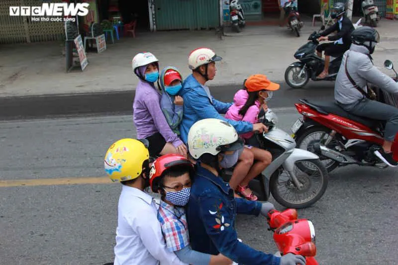 Vạn người ùn ùn về quê nghỉ lễ, quốc lộ 1A ùn ứ - 8