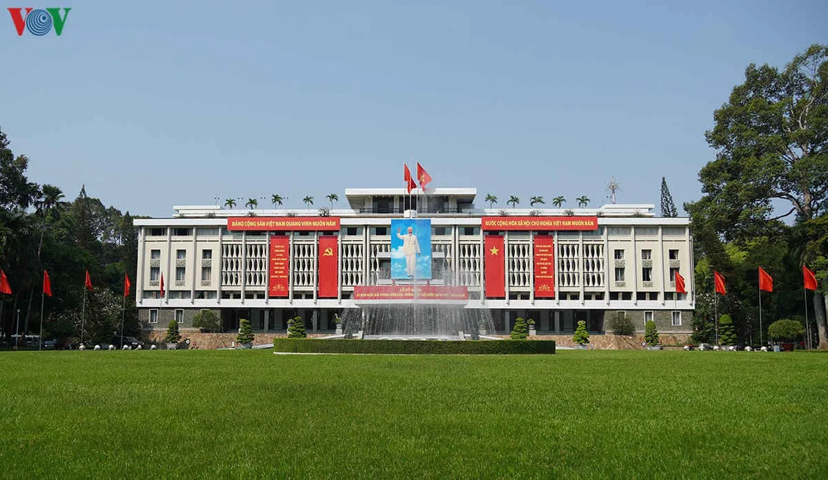 toàn cảnh lễ kỷ niệm 45 năm giải phóng miền nam, thống nhất đất nước hình 1 toan canh le ky niem 45 nam giai phong mien nam, thong nhat dat nuoc hinh 1