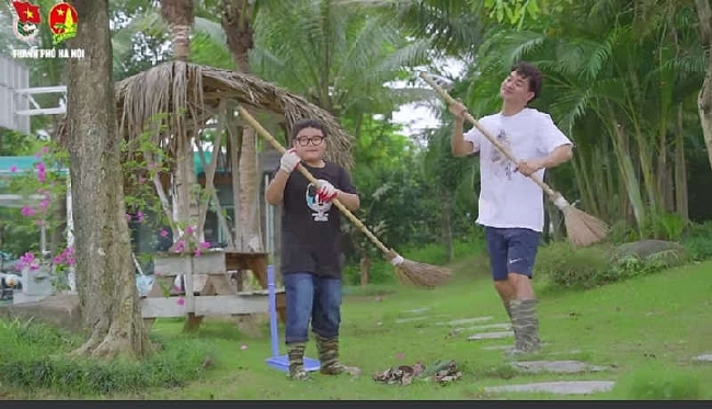 “Bố ơi! Đừng đi đâu nhé” - MV cổ động cộng đồng phòng chống dịch