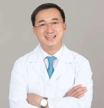 chan dung tan thu truong bo y te tran van thuan hinh 1