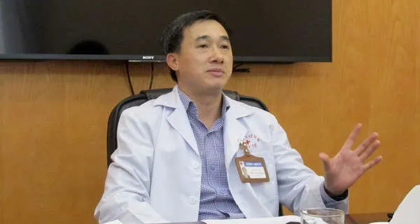 chan dung tan thu truong bo y te tran van thuan hinh 4