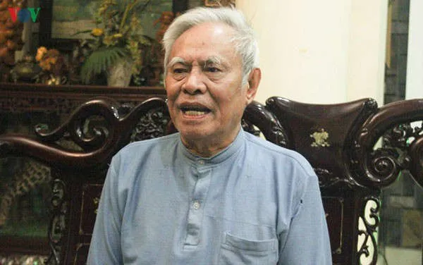 tien toi dai hoi 13 cua dang: chon can bo, duoi co vung thi tren moi ben hinh 2