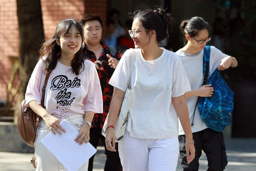 ĐH Quốc gia Hà Nội hoãn tổ chức thi riêng, sử dụng điểm thi THPT để tuyển sinh - 1