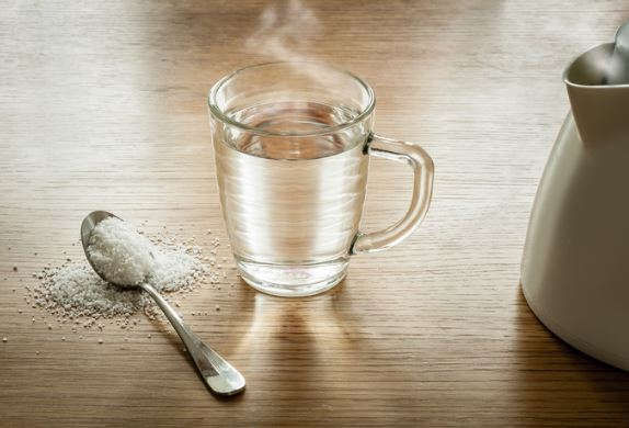 Uống nước ấm hay nước lạnh mới tốt cho sức khỏe? - Ảnh 2 Uống nước ấm hay nước lạnh mới tốt cho sức khỏe? - Ảnh 2