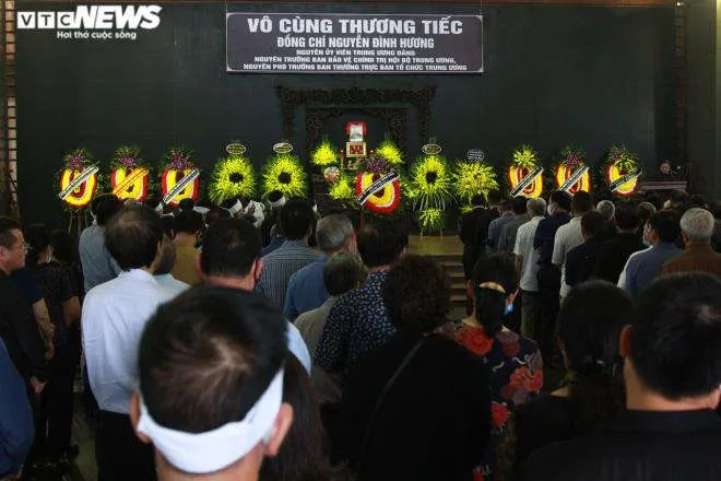 Xúc động lễ tang nguyên Phó trưởng ban Tổ chức Trung ương Nguyễn Đình Hương - 15