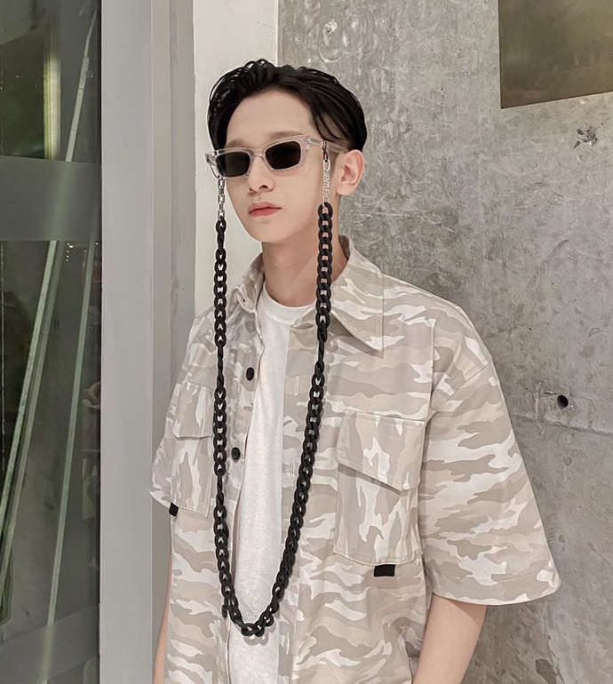 Sao Việt rần rần 'đập hộp' kính Jennie thiết kế - Ảnh 9