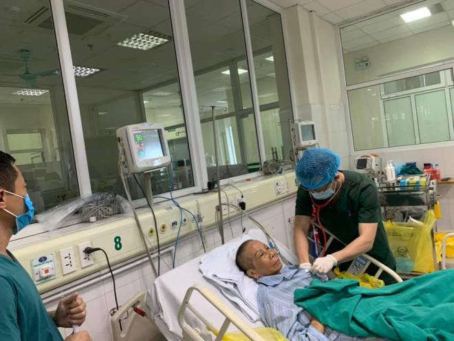 Sự hồi sinh kỳ diệu của bệnh nh&acirc;n 19 mắc COVID-19 từng 'thập tử nhất sinh' - 1