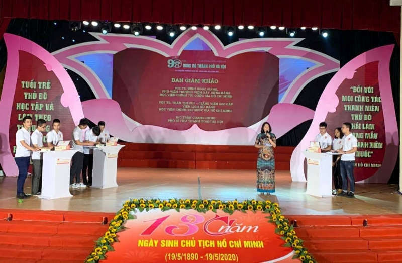 Ba đội thi tại v&ograve;ng Chung kết cuộc thi &ldquo;T&igrave;m hiểu về lịch sử 90 năm Đảng bộ th&agrave;nh phố v&agrave; truyền thống lịch sử, văn h&oacute;a của Thủ đ&ocirc; H&agrave; Nội&rdquo;