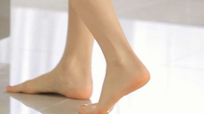3 tướng bàn chân phụ nữ sinh ra mang mệnh giàu sang, cả đời sống trong nhung lụa