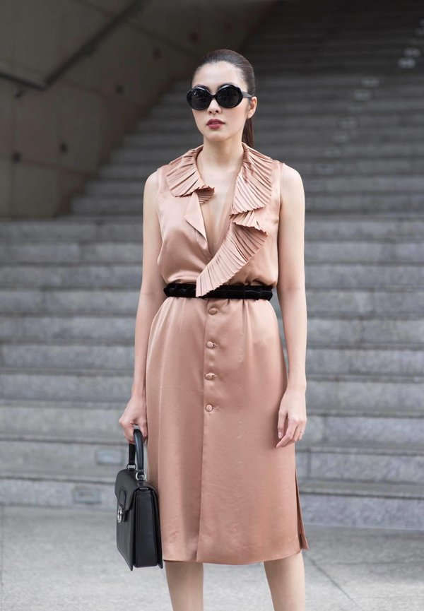 Để có được thềm ngực quyến rũ tự nhiên như Tăng Thanh Hà, chị em chỉ việc ngủ đúng cách! - Ảnh 9 Để có được thềm ngực quyến rũ tự nhiên như Tăng Thanh Hà, chị em chỉ việc ngủ đúng cách! - Ảnh 9