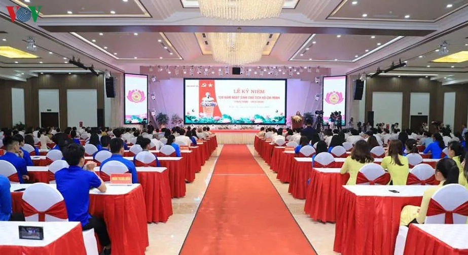 nghe an long trong ky niem 130 nam ngay sinh chu tich ho chi minh hinh 1