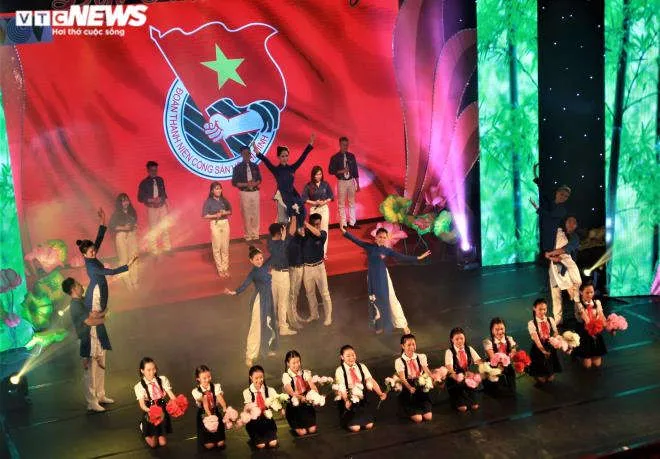 Xúc động chương trình giao lưu nghệ thuật 'Đẹp nhất tên Người' - 7
