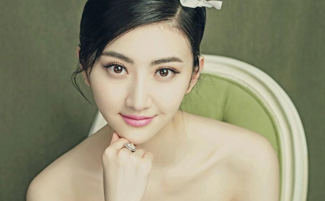 Phụ nữ sở hữu tướng vai “quý bà” cả cuộc đời an nhàn, sung sướng chẳng mấy khi phải lo lắng về tiền bạc - Ảnh 2
