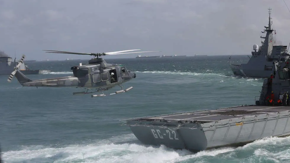 quan doi venezuela se ho tong tau cho dau iran hinh 1