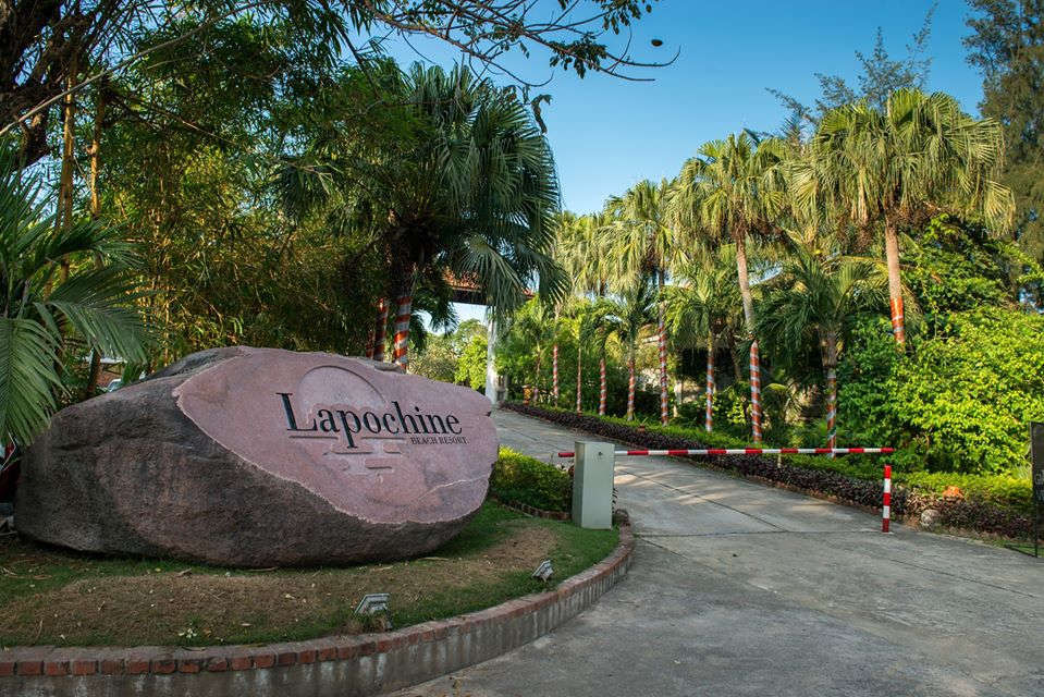 Khu nghỉ dưỡng Ana Mandara Huế đổi thương hiệu thành Lapochine Beach Resort - 1