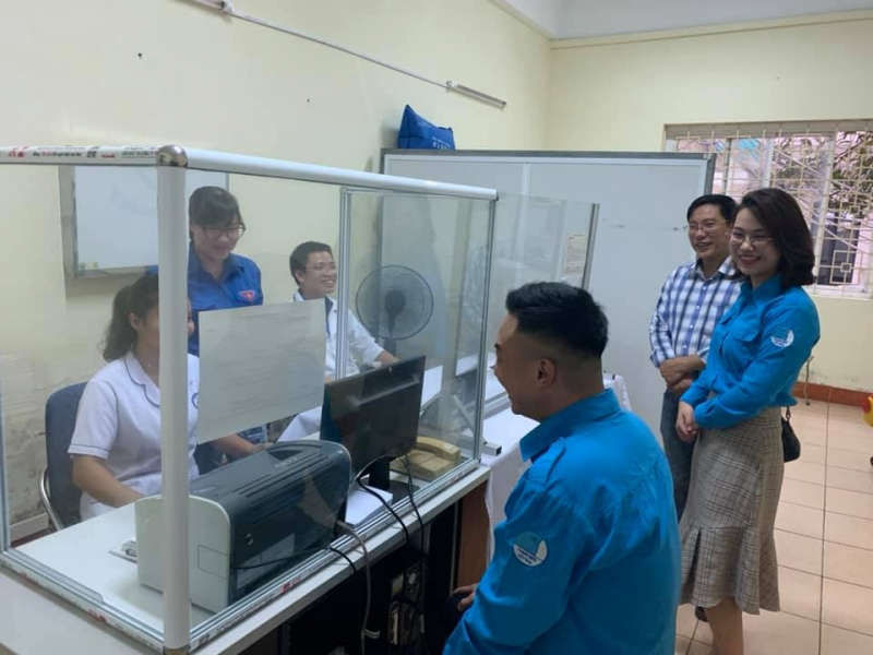 Phòng khám thanh niên hoạt động vào thứ Bảy hàng tuần, khám tư vấn sức khỏe miễn phí cho nhân dân